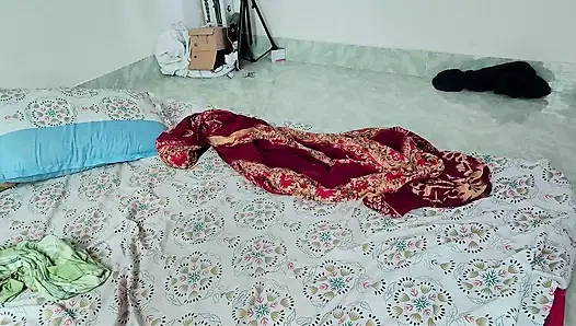 Shop keeper fuck chubby desi wife in storeroom bangla xxx
