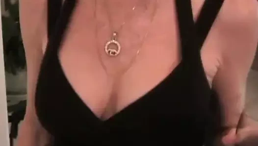 Seksi olgun gözlerine bak