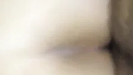 İri güzel kadın domaltarak sikiliyor