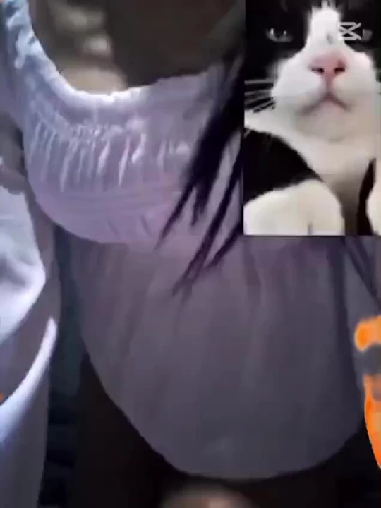 Bugün yaramaz moddayım... Ve bundan zevk alasın." 😈