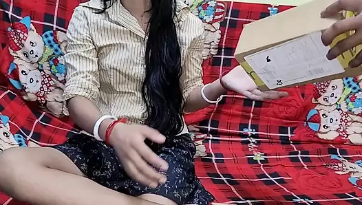 Hint genç oğlan seks yapmak için üvey kardeşini ikna etti