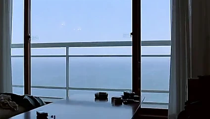 yüzü ve vücudu çok güzel