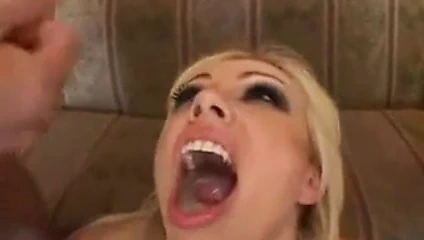 Adrianna nicole yutmak çoklu spermshot