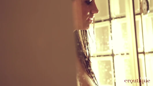 Eufrat Mai - ıslak orgazm