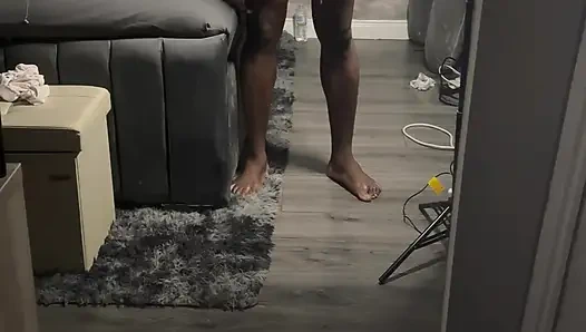 Извини, ты прощаешь меня, теперь я трахнул твою тугую белую киску моим большим черным членом