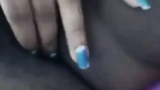 Sri Lankan lesibi grli nilu