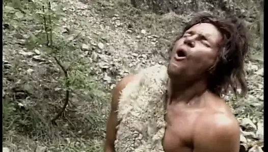 Avrupalı hatunların sıkı deliklerini sikip büyük sakso çekme derlemesi