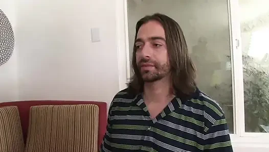 Çarpıcı orta yaşlı seksi kadın 2 sert büyük zenci yarağını içine alıyor