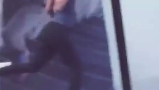 Merjem vjezba guzu za jebacinuu