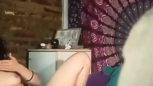 Mastürbasyon yaparken beni izleme