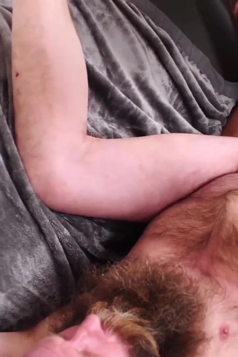 Bearfilms - Bear Canadad Marc Angelo'yu doğuruyor