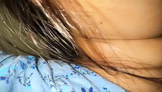 Faslı güzel büyük sarkık göğüsler ve büyük götlü uzun boylu Müslüman üvey anne kısa üvey oğlunun sikişini istiyor