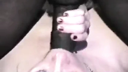 BBC beyaz karısıyla, istekli kocayla tanışır