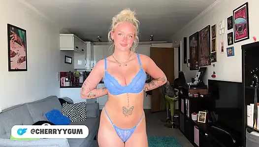 çıplak mikro bikini İngiliz genç kızla deneme