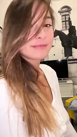 Dignas tetas de jovencita gringa