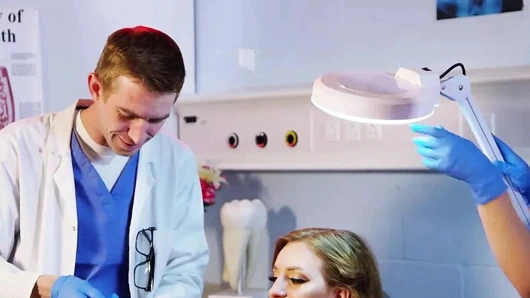 Digitalplayground - tıkaç refleksi zara durose danny d