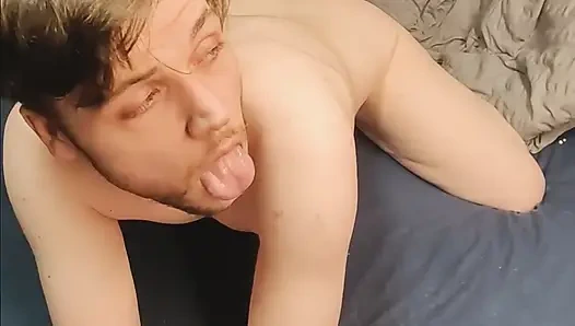 O azgın deliği sikmek zorunda kaldım