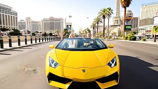 Orta yaşlı seksi kadın uzun boylu kız Ali ile ham casino dölleme