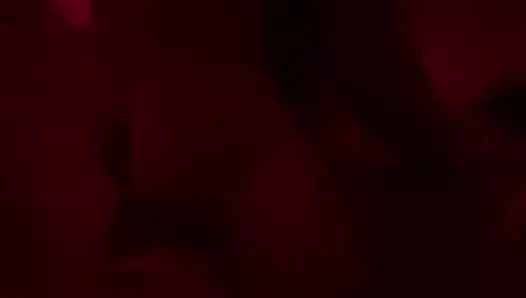 Evli kadın zenciyle sikişiyor