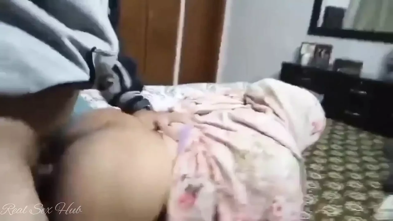 HD Indian Shop Maid Cheating Doggy Anal Sex With Owner In His Bedroom (4K Ultra) - Sydney Special