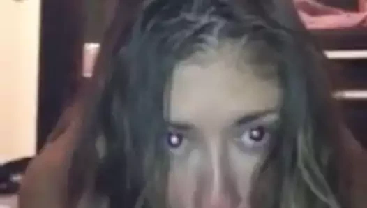 Ateşli sarışın yarak yalayıcı