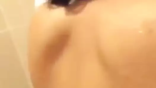 Sri lankan kız köpek stil banyo seks