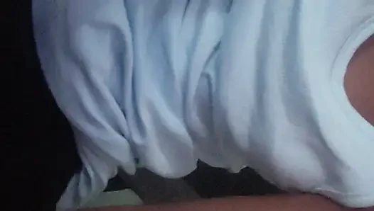 Küçük göğüsler 18 yaşında