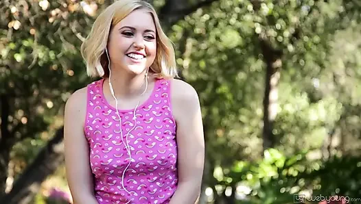 Kristen Scott kurtarmaya geldikten sonra Chloe Cherry'ye gerçek bir zevk veriyor