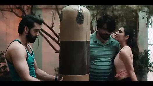 Fatima sana sheik sıcak öpüşme seks sahne ajeeb dastaan