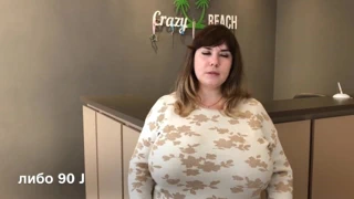 Büyük göğüslü youtuber