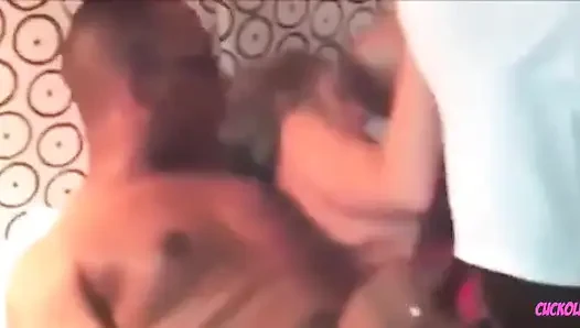 Aldatılan orta yaşlı seksi kadın - hepimiz gavat oyunuyla ilgiliyiz! Arkadaşlarım ve ben sert eş değiştirenleriz ve tanışmak isterim