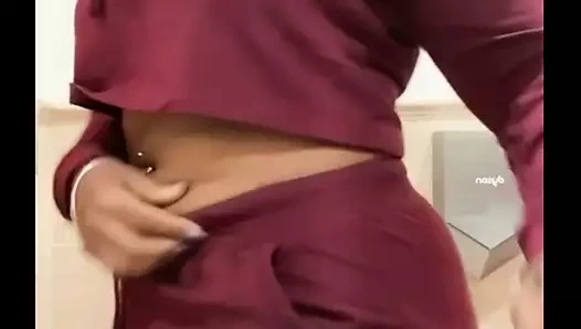 D dudaklarını sevmek zorunda