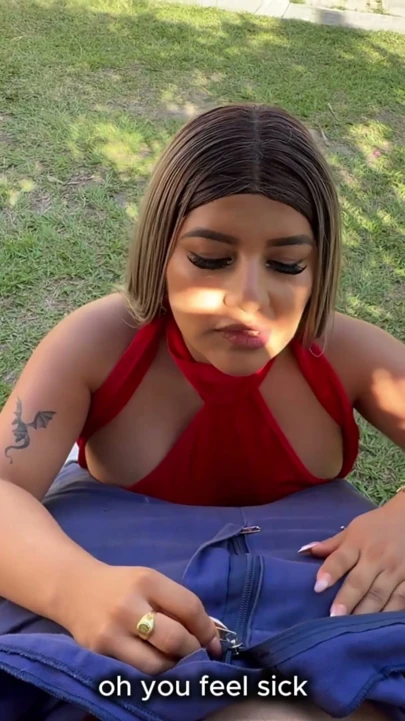 Sarışın Kolombiyalı Naty Delgado'nun podcast'i açık havada seksle bitiyor - Brian Evansx | Bölüm 1