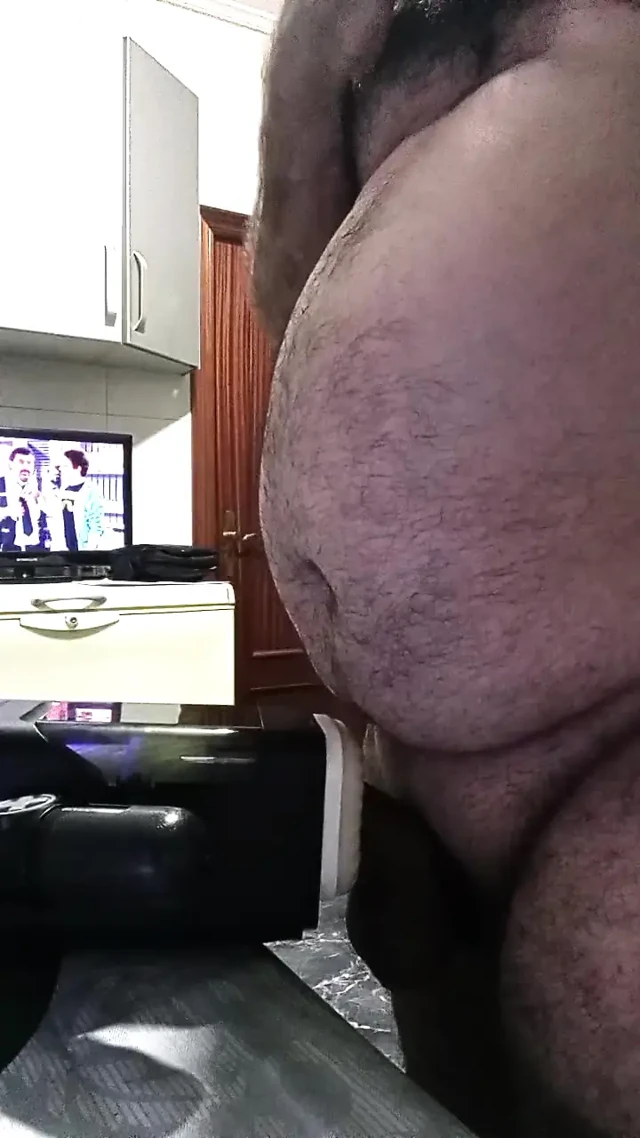 Yakışıklı, Olgun Tombul, Büyük Ve Kalın Bir Penis, Seks Makinemi Sikip Içine Boşalana Kadar Sikiyorum