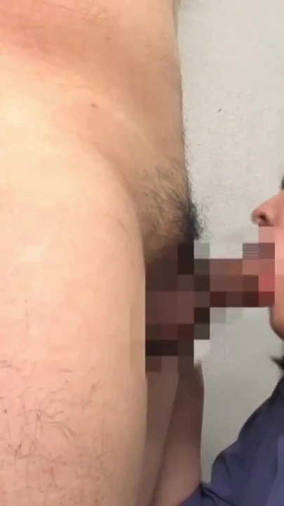 Yırtıcı ve cinsel ihtiyacı olan kadın patron tarafından yutuyor! 3 | Klip 2