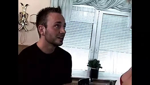 Valerie de winter anal becerdin alır. çok nadir videolar!!!