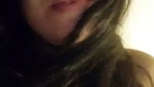 Rika milf (orta yaşlı kadin)