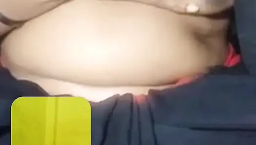 Hintli teyze çıplak görüntülü görüşme