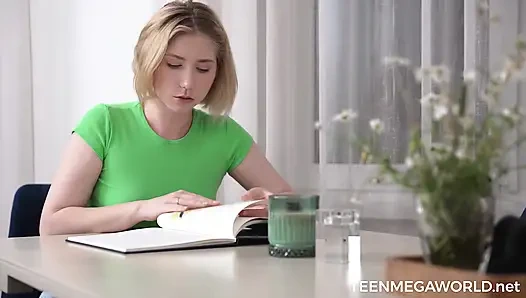 Kitap bağımlısı mola veriyor