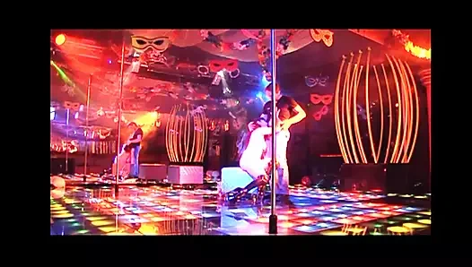 Double Penetration in Disco