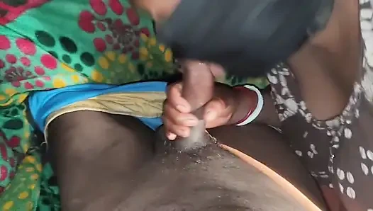 Pados ki bhabhi Ghar per Aakar chudai ki