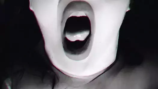 Oral seks kraliçesi boşalma halkası yaptı