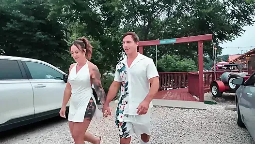 First Date Van Bang