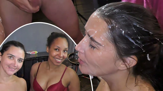 Siyah ve beyaz sürtük ikili