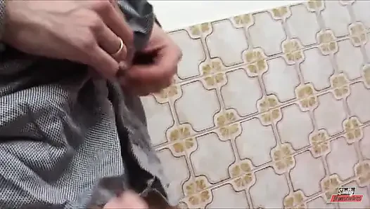 Kızıl saçlı kadın analy sikiliyor