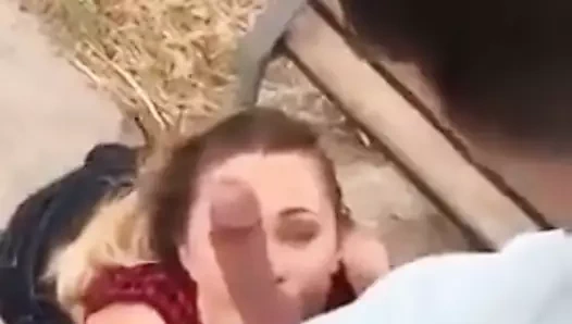 emme büyük horoz at park