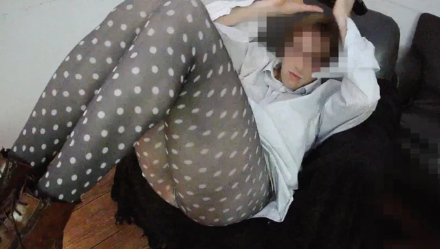 Blonde whiteboy sucking BBC dildo in Hard-core leggings