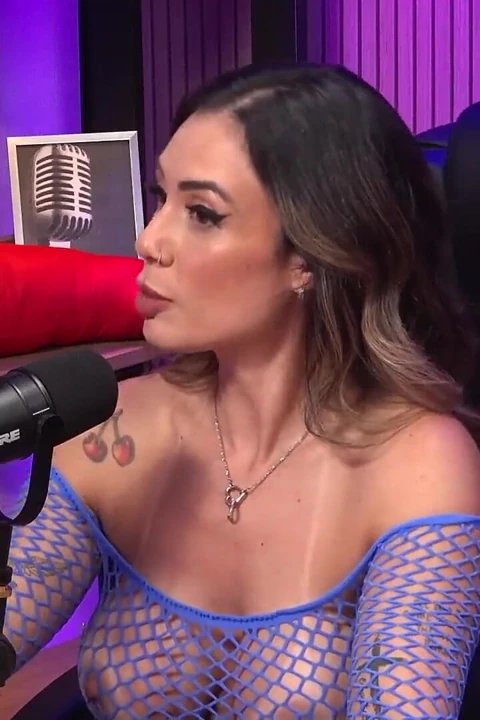 Latin ateşli Alexia Dhein ile podcast