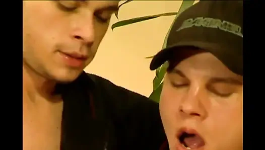 Çünkü seviyorlar.. Skin on Skin..