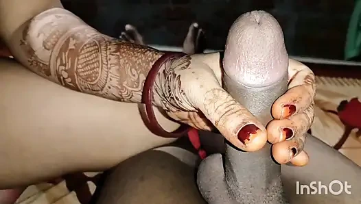 shadi ke din husband ne lund chusvaya